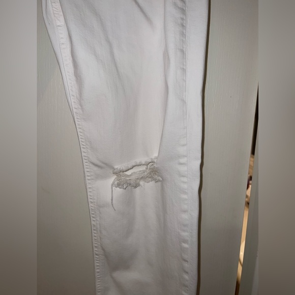 RAG & BONE Ripped White Jeans - Picture 3 of 8